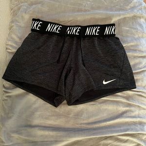 Nike DryFit Training Shorts Black/Heather/White size Small